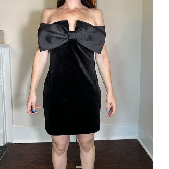 Express Strapless Black Mini Dress with Large Bow Size Medium NWT - Picture 2 of 6